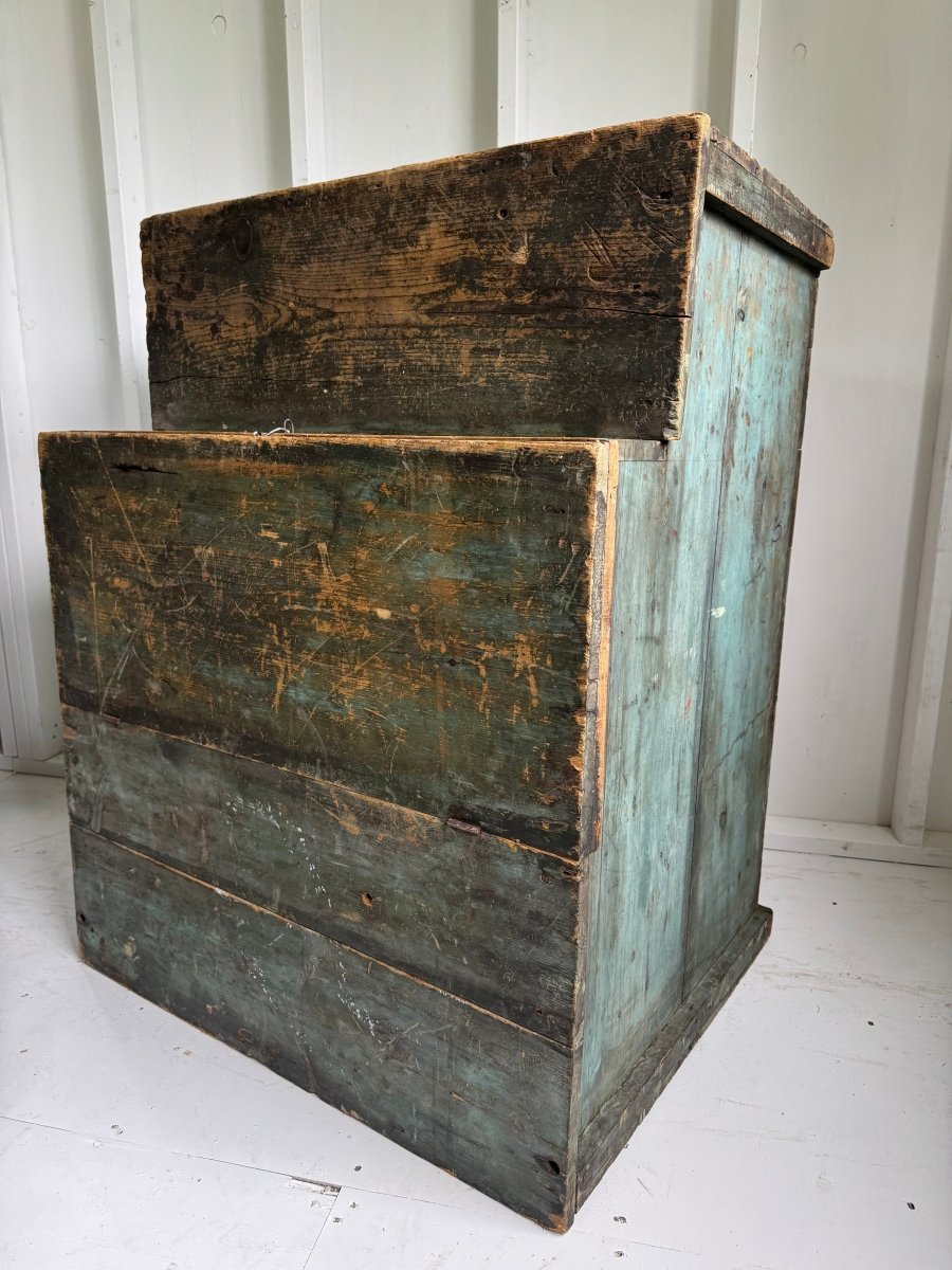Antique Painted Wood Chest - Diamonds & Rust