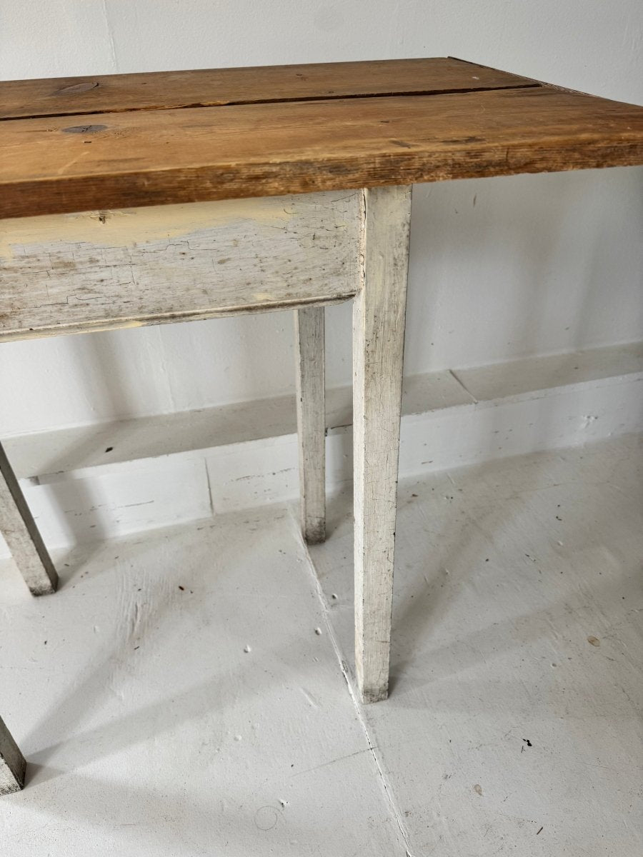 Antique Scrubbed Pine Table - Diamonds & Rust