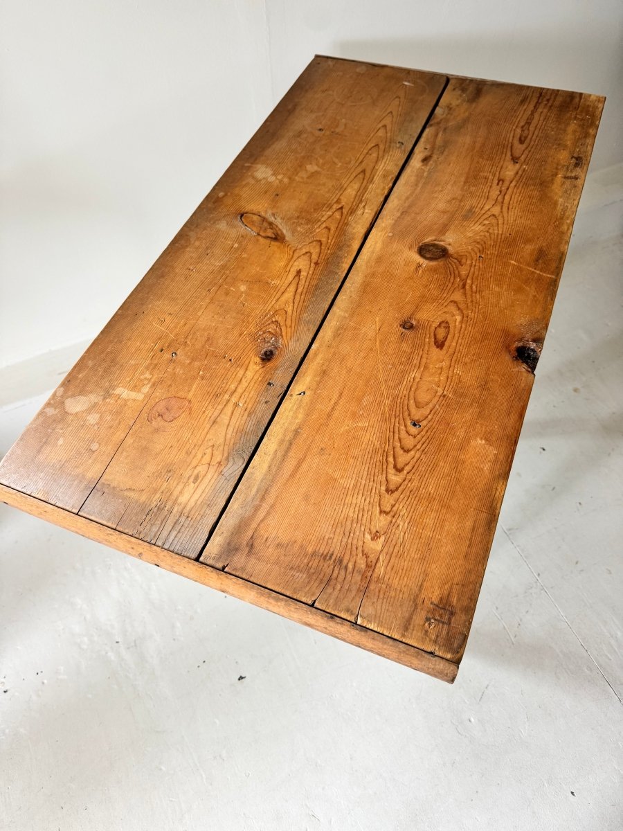 Antique Scrubbed Pine Table - Diamonds & Rust