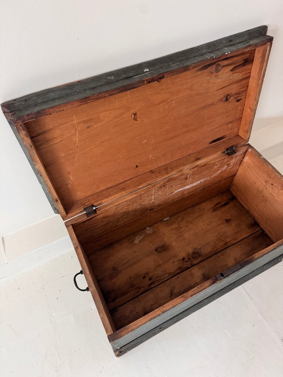 Antique Wood Blanket Chest - Sea Blue - Diamonds & Rust