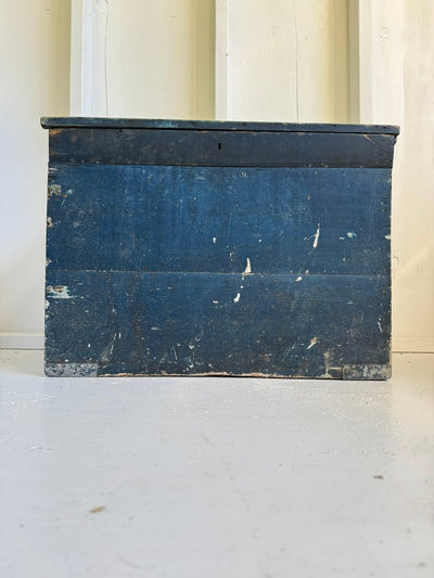 Antique Wood Chest - Marine Blue - Diamonds & Rust