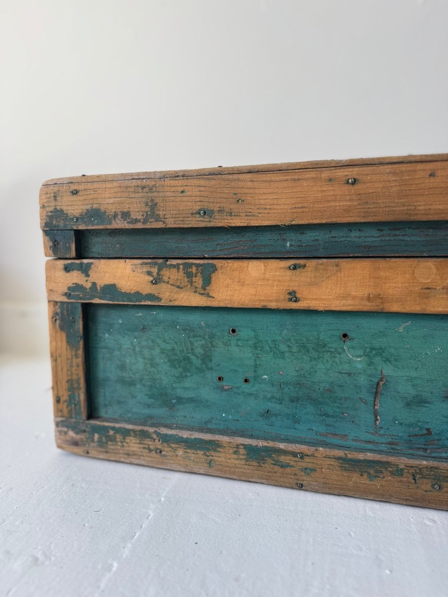 Antique Wood Chest - Turquise - Diamonds & Rust