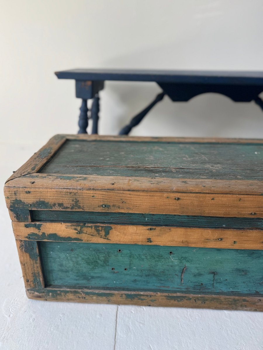 Antique Wood Chest - Turquise - Diamonds & Rust