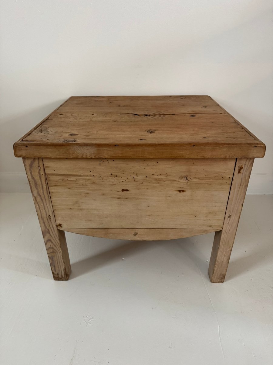 English Pine Coffee Table Chest - Diamonds & Rust