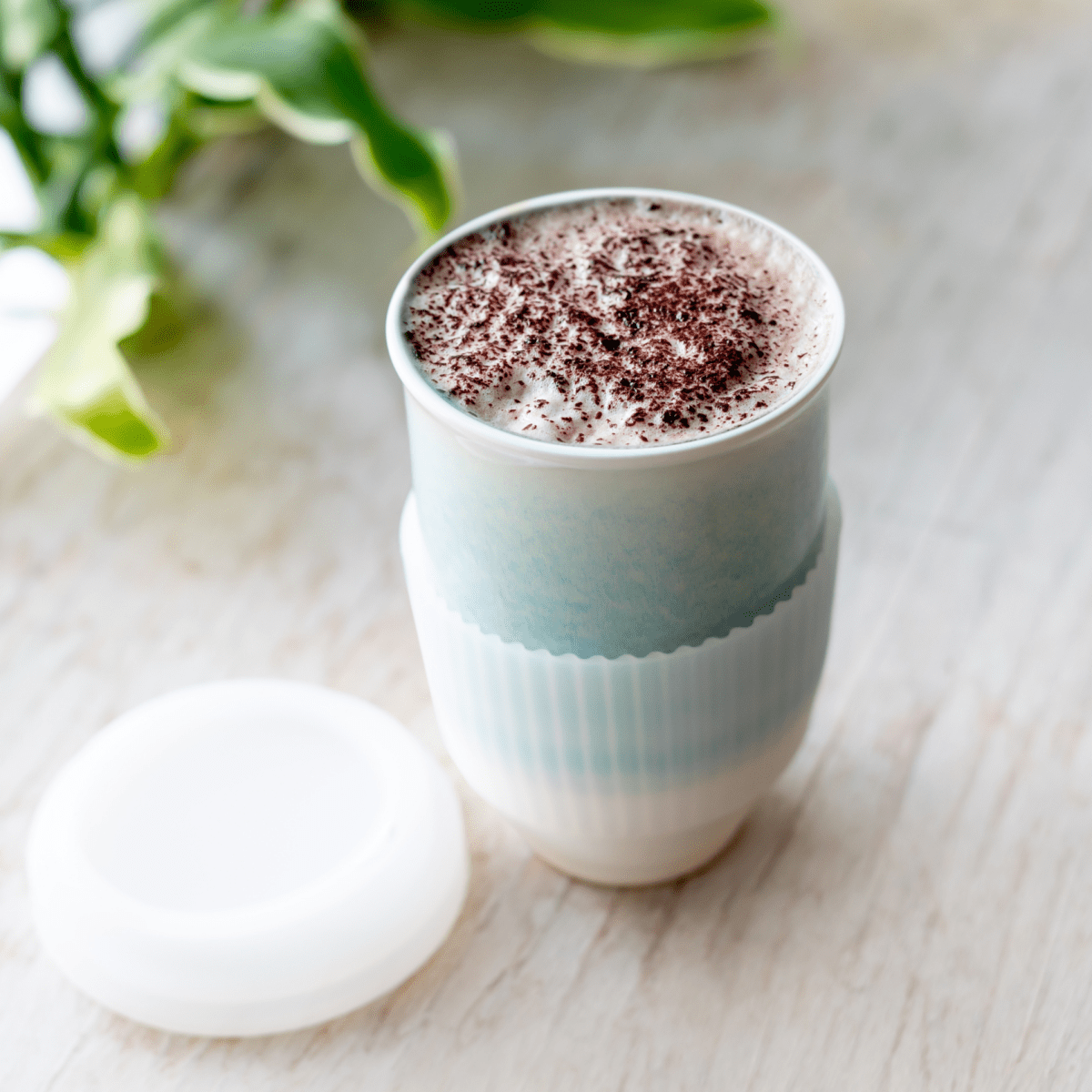 Lagoon Ceramic Coffee Cup – 12oz with Lid & Sleeve - Diamonds & Rust