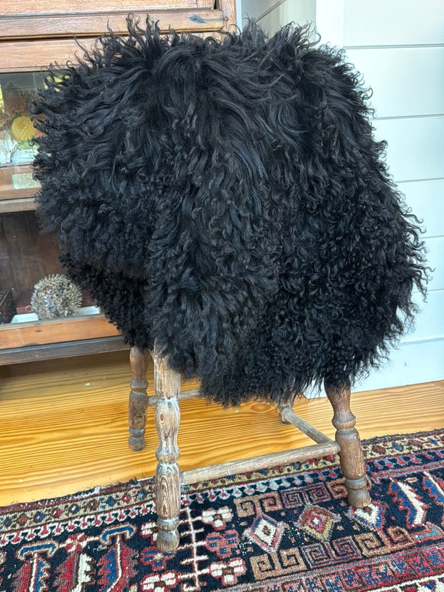 Sheep Skin - Black - Diamonds & Rust