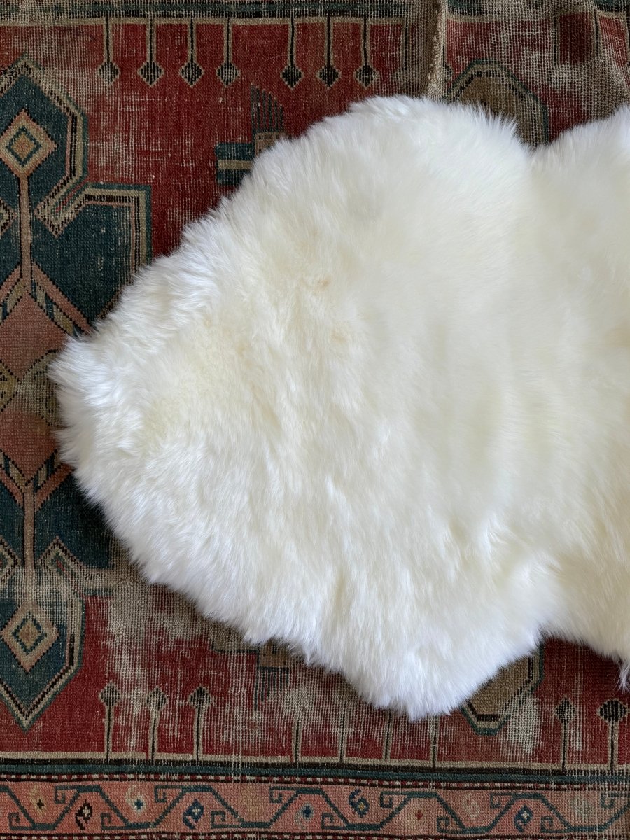 Sheep Skin - White - Diamonds & Rust