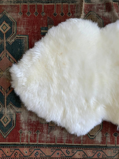 Sheep Skin - White - Diamonds & Rust