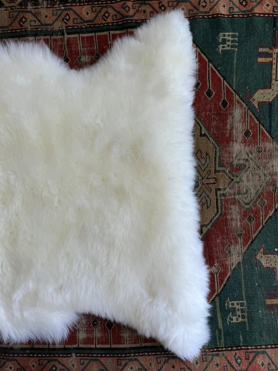 Sheep Skin - White - Diamonds & Rust