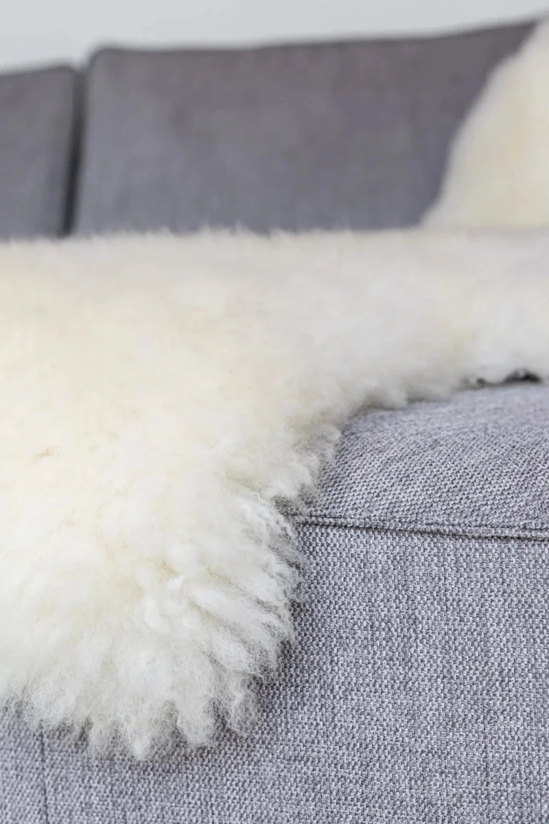 Texel Sheepskin | Natural White | Dutch Wool | 4 Sizes: GR S - Diamonds & Rust