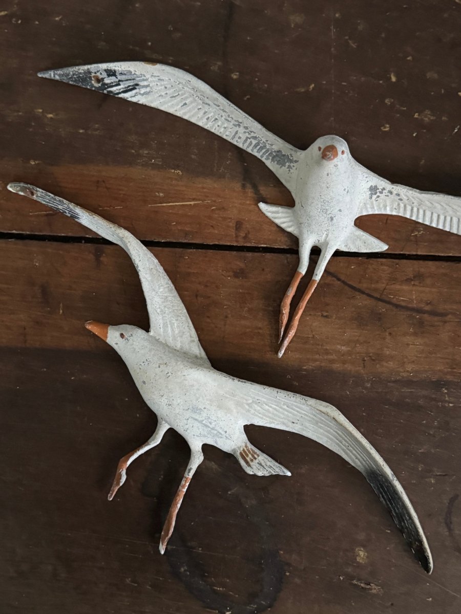 Vintage Aluminum Sea Gull - Diamonds & Rust