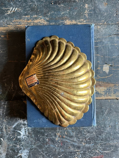Vintage Brass Shell Tray - Diamonds & Rust