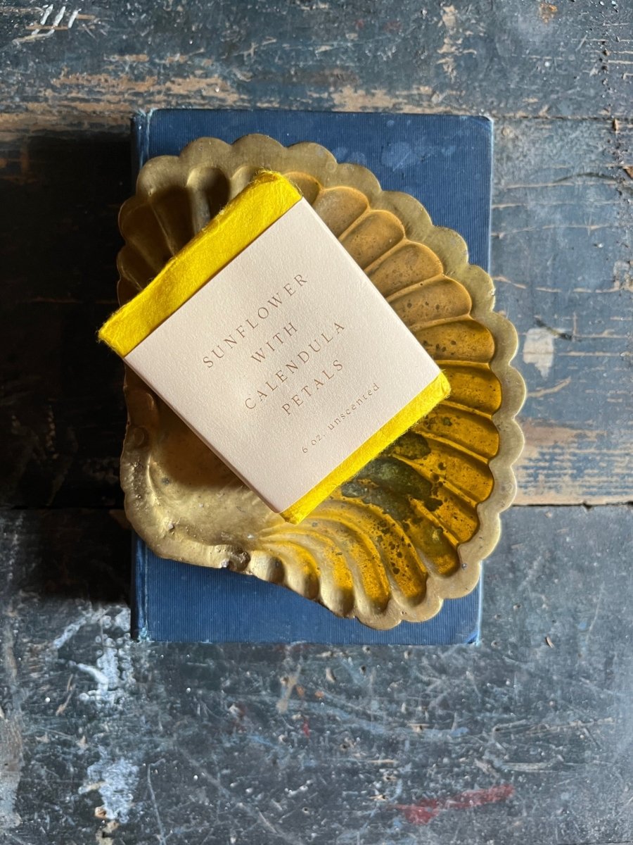 Vintage Brass Shell Tray - Diamonds & Rust