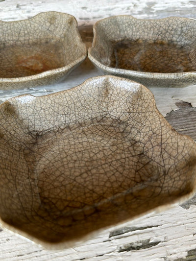 Vintage Ceramic Dish Set of Three - Stone - Diamonds & Rust