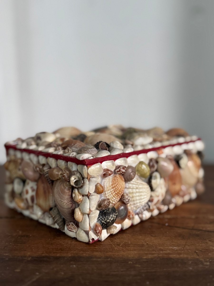 Vintage Encrusted Shell Box Art - 2 - Diamonds & Rust