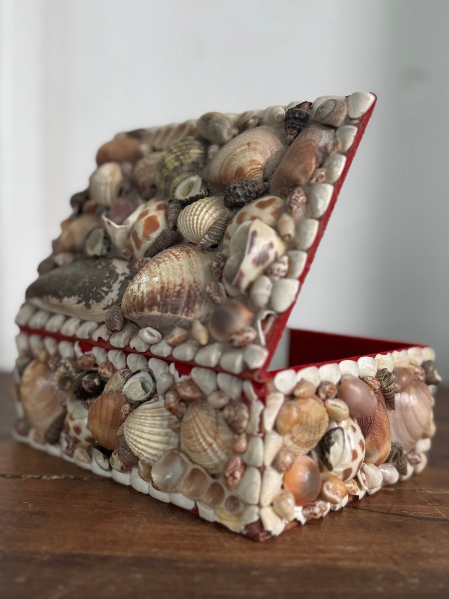 Vintage Encrusted Shell Box Art - 2 - Diamonds & Rust