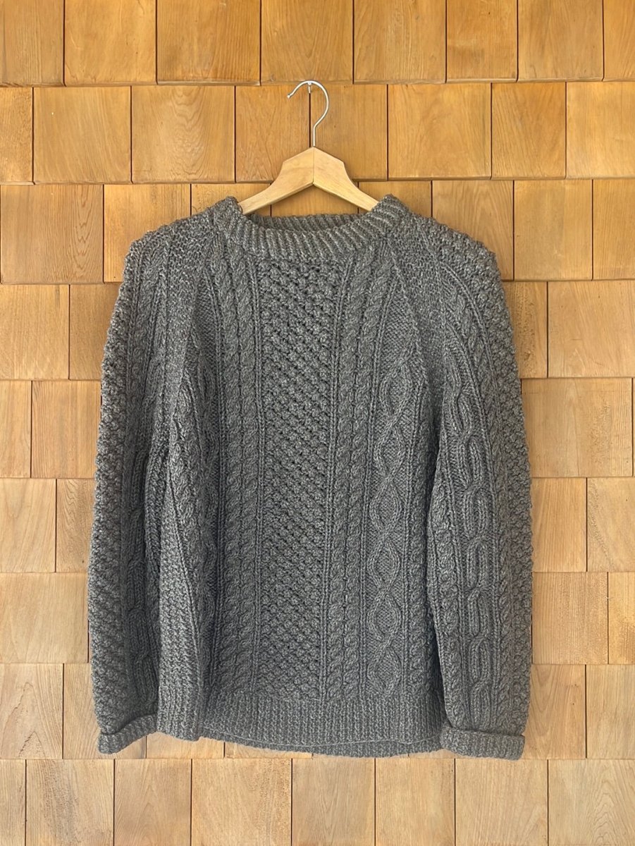 Vintage Hand Knit ARAN Wool Sweater - Dark Oatmeal - Diamonds & Rust