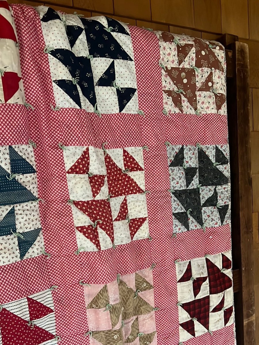 Vintage Handmade Quilt - Triangles - Diamonds & Rust