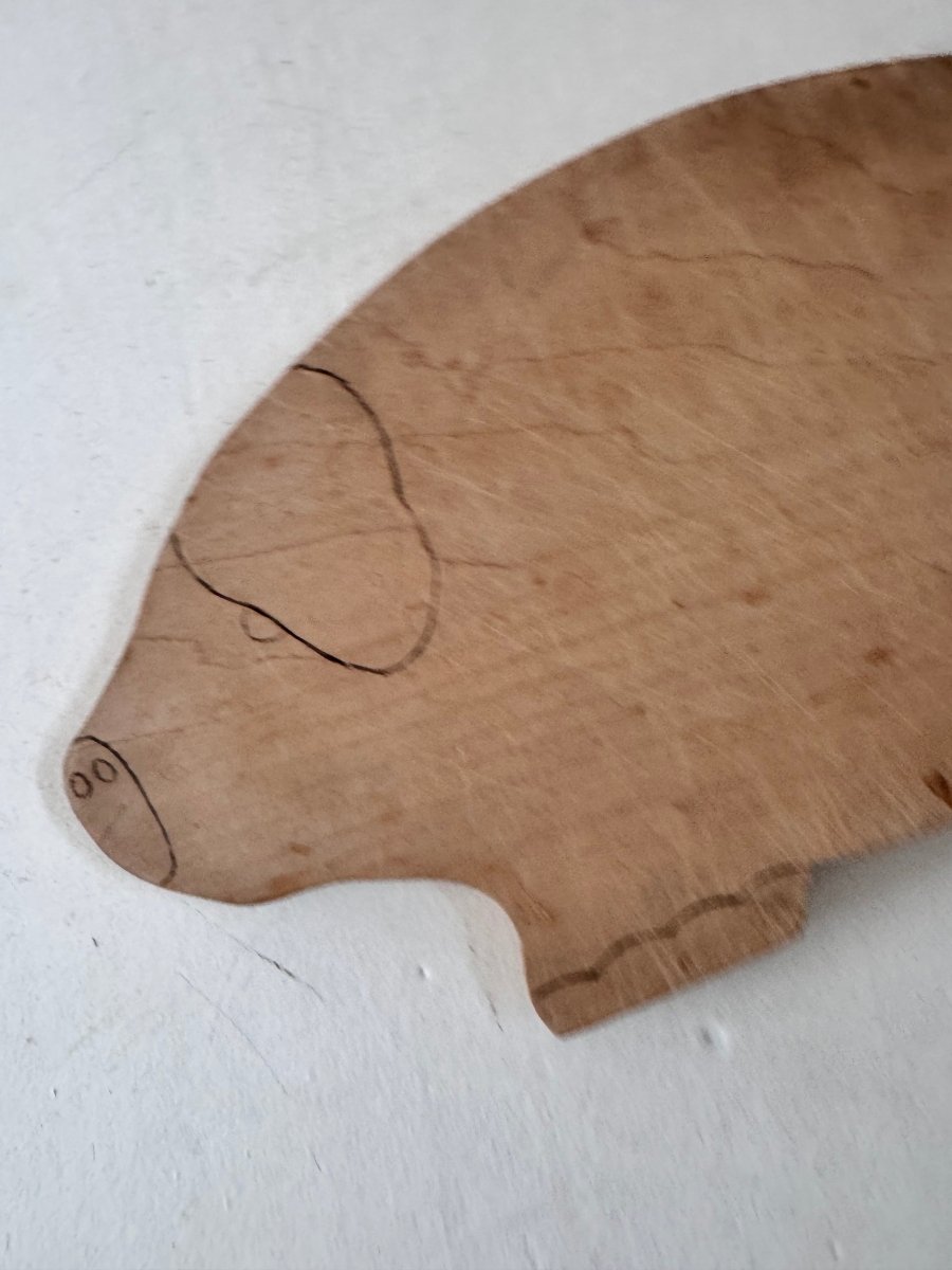 Vintage Pig Cutting Board - Diamonds & Rust