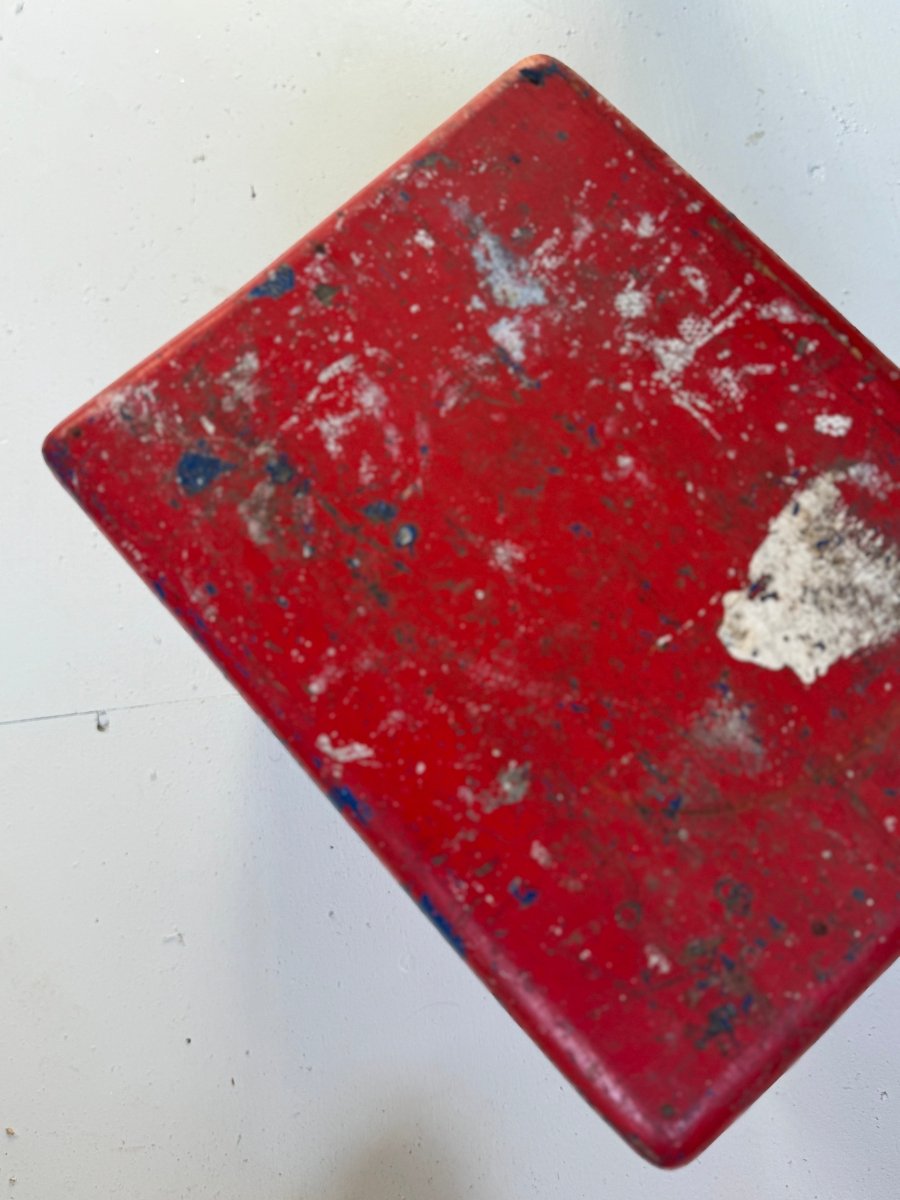 Vintage Red Step Stool - Diamonds & Rust