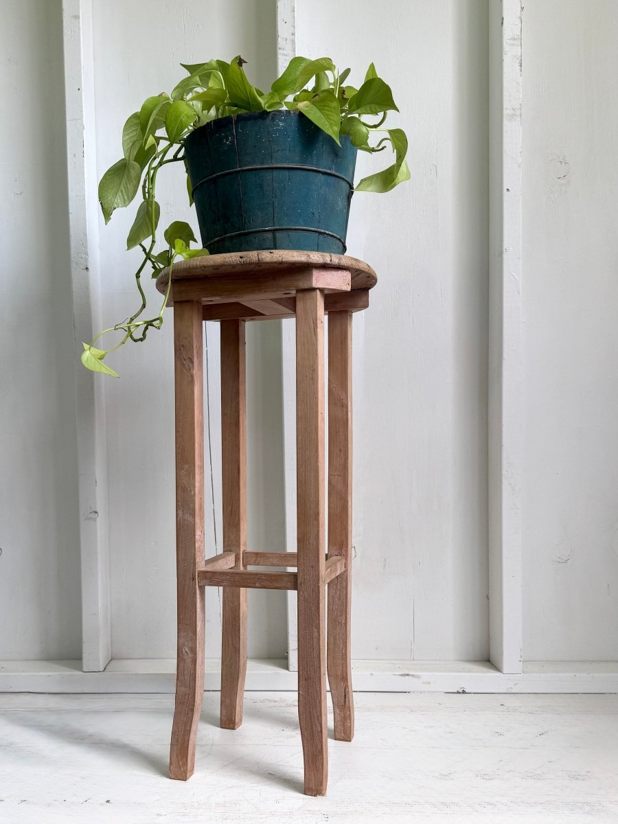 Vintage Scrubbed Pine Stool - Diamonds & Rust