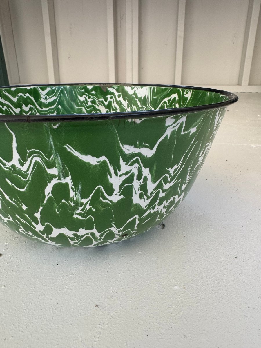 Vintage Splatter Enamelware Bowl - Green - Diamonds & Rust