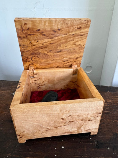 Vintage Wood Box - Diamonds & Rust