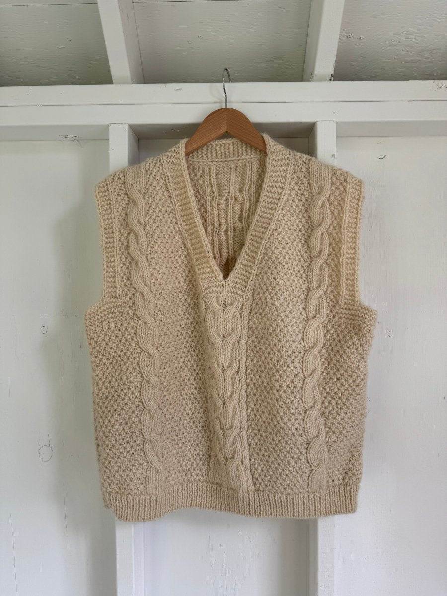 Vintage Wool Fisherman's Sweater - V Neck Vest - Diamonds & Rust