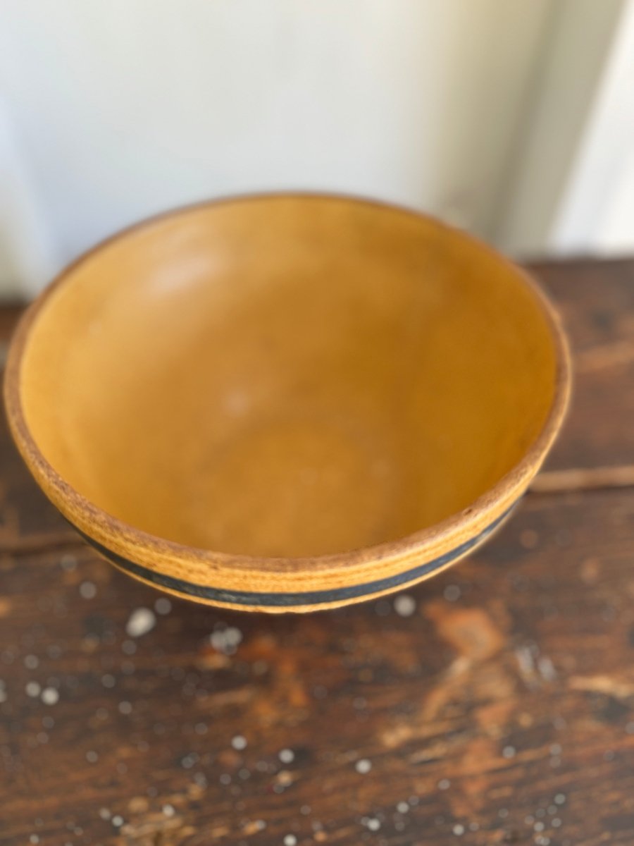 Vintage Yellow Ware Bowl – Blue Stripes - Diamonds & Rust