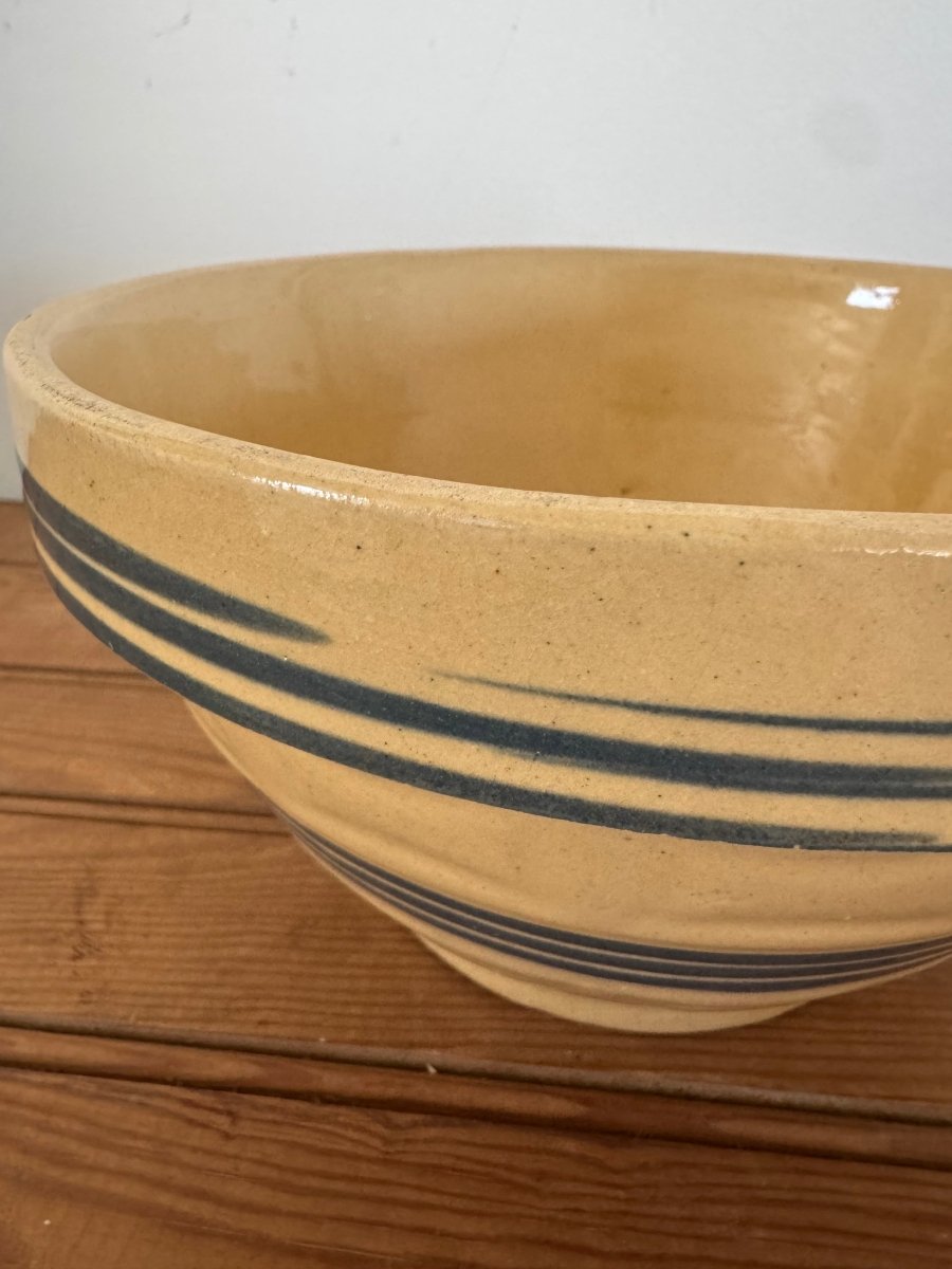 Vintage Yellow Ware Bowl – Blue Stripes - Diamonds & Rust
