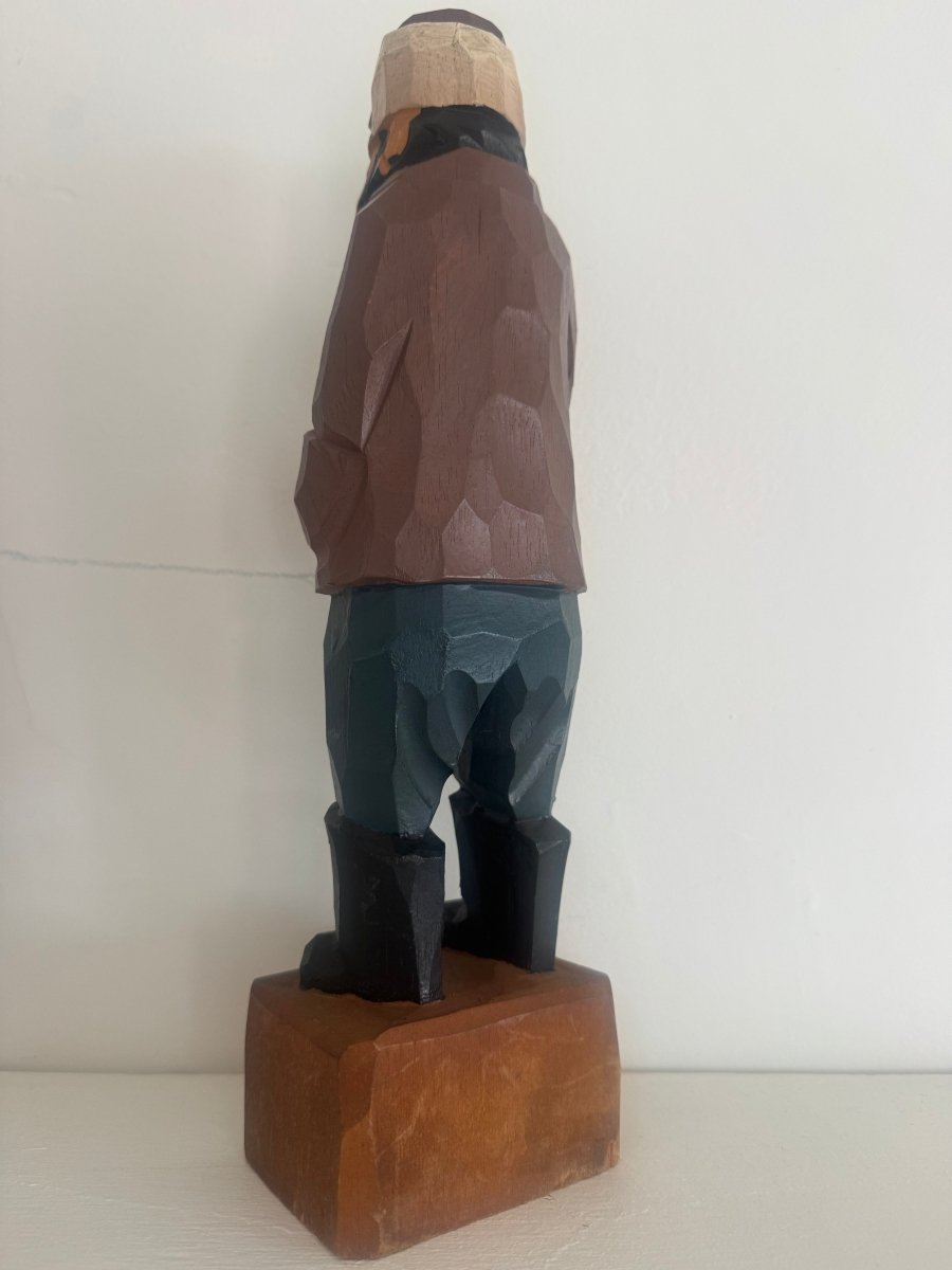 VTG 12" Wooden Fisherman - Brown Coat - Diamonds & Rust