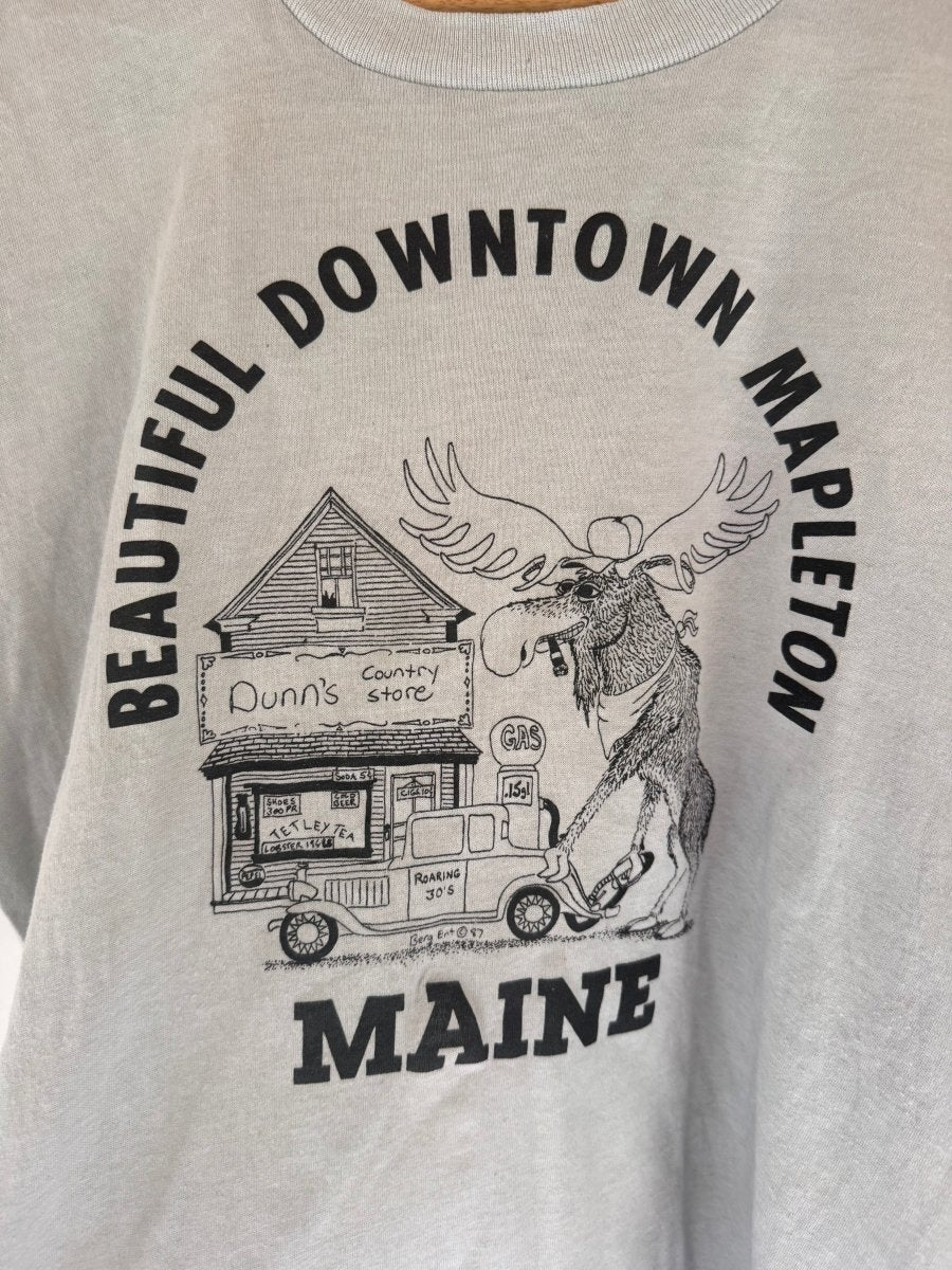 VTG Downtown Mapleton MAINE Tee Shirt - Diamonds & Rust