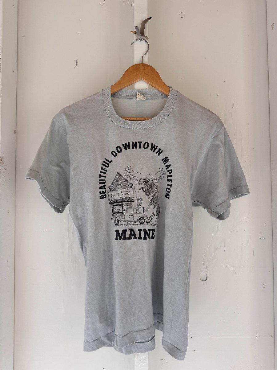 VTG Downtown Mapleton MAINE Tee Shirt - Diamonds & Rust