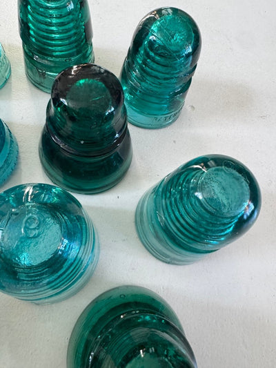 VTG Glass Insulator - Blue Green - Diamonds & Rust
