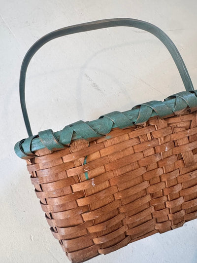 VTG Handmade Artisan Basket - Painted Handle - Diamonds & Rust