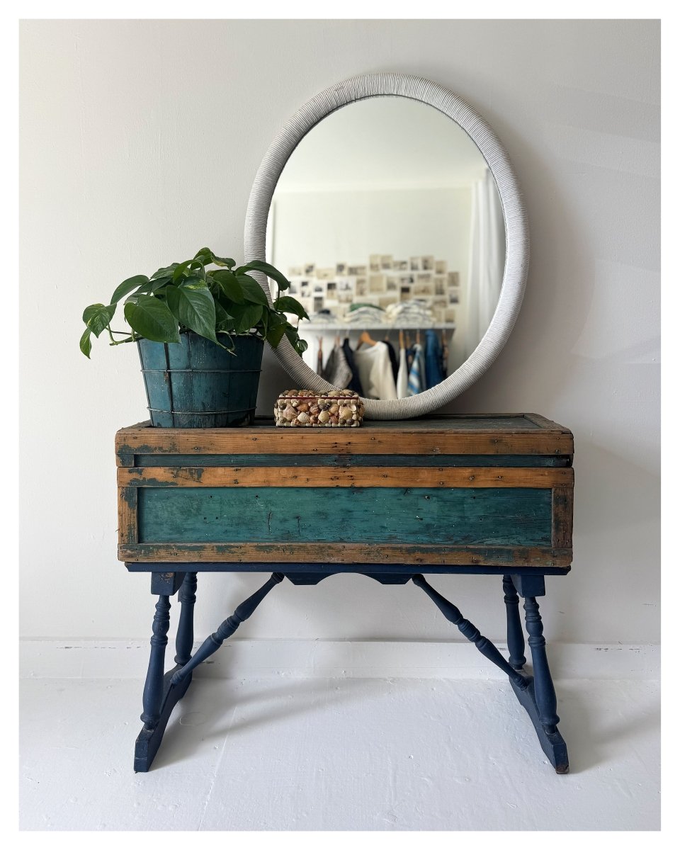 VTG Navy Blue Bench - Diamonds & Rust