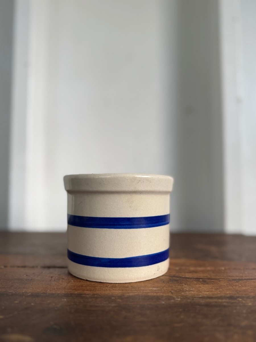 VTG Roseville Ohio Blue Striped Crock - Diamonds & Rust