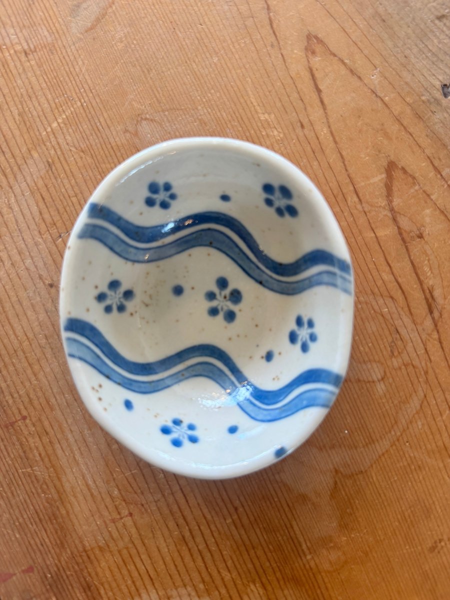 VTG Sauce Dish - Made in JAPAN - Diamonds & Rust