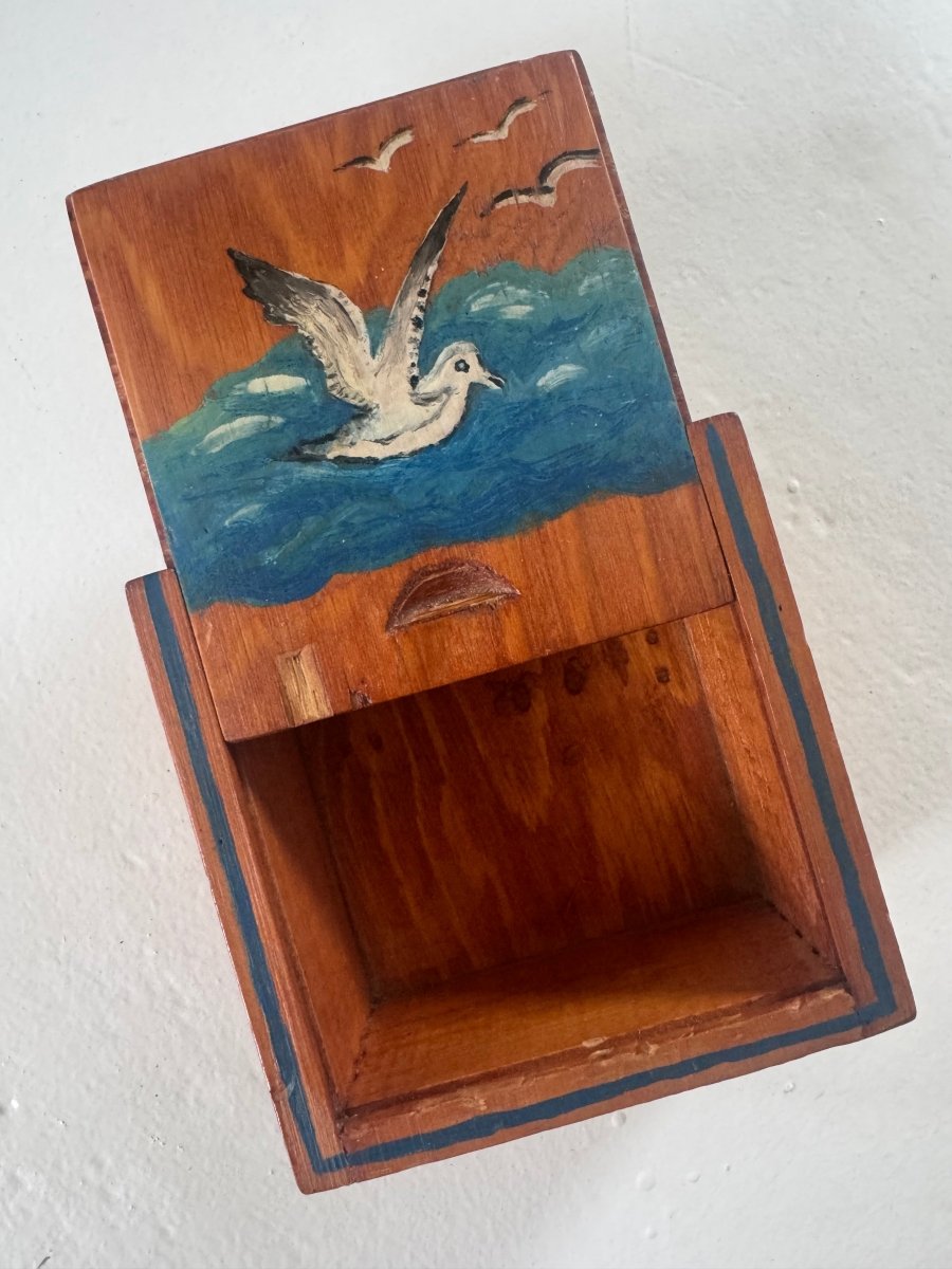 VTG Seagull Wood Box - Painted - Diamonds & Rust