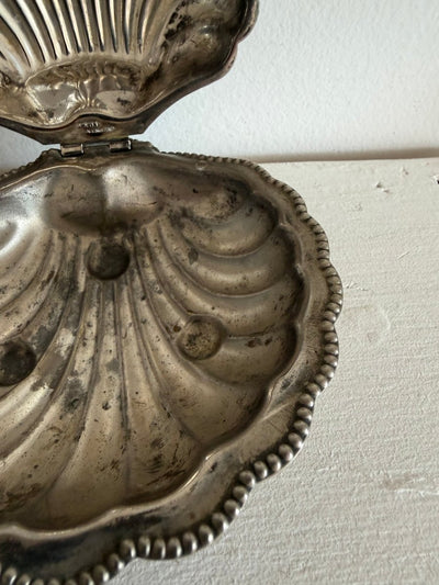 VTG Silver Plated Clam Shell - Diamonds & Rust