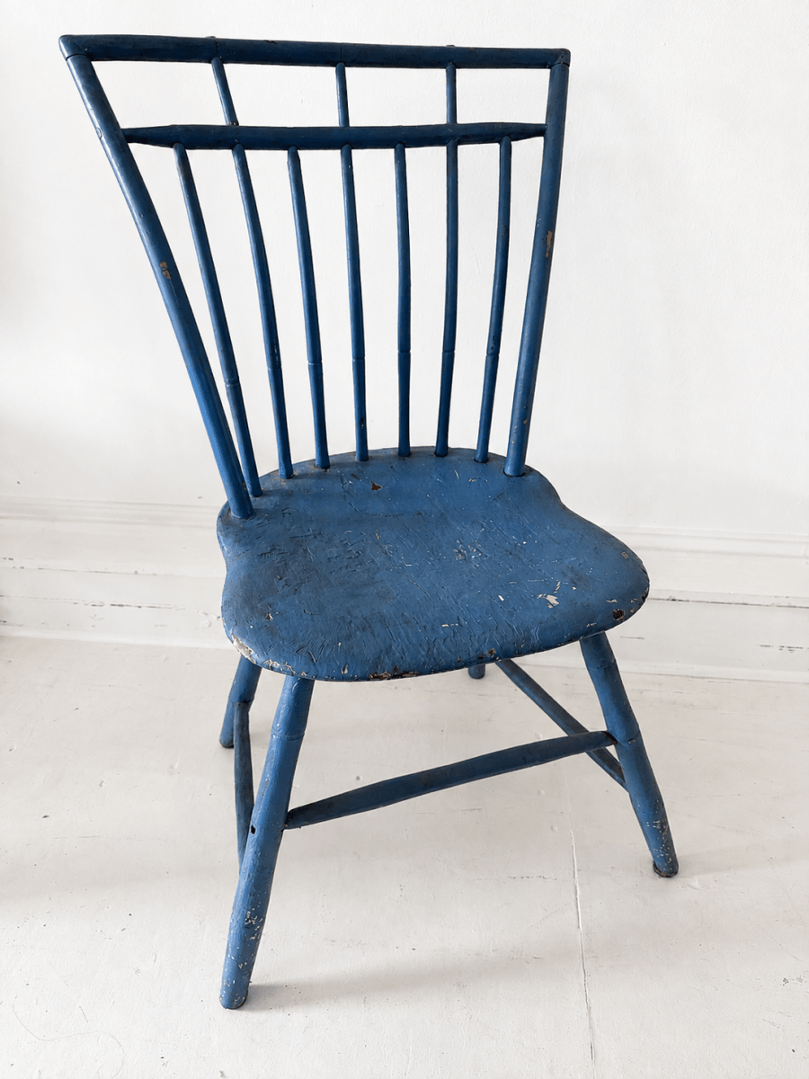 VTG Windsor Mid Century Era Painted Blue Chair - Diamonds & Rust