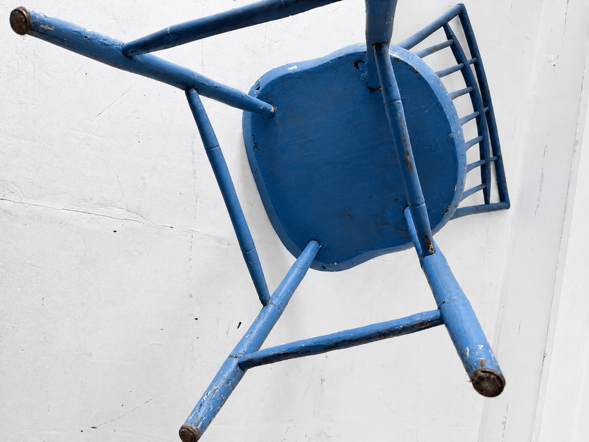 VTG Windsor Mid Century Era Painted Blue Chair - Diamonds & Rust