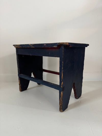 VTG Wood Side Table - Painted Navy - Diamonds & Rust