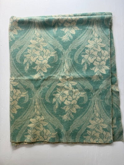 VTG Wool Camp Blanket - Flower Pattern - Diamonds & Rust