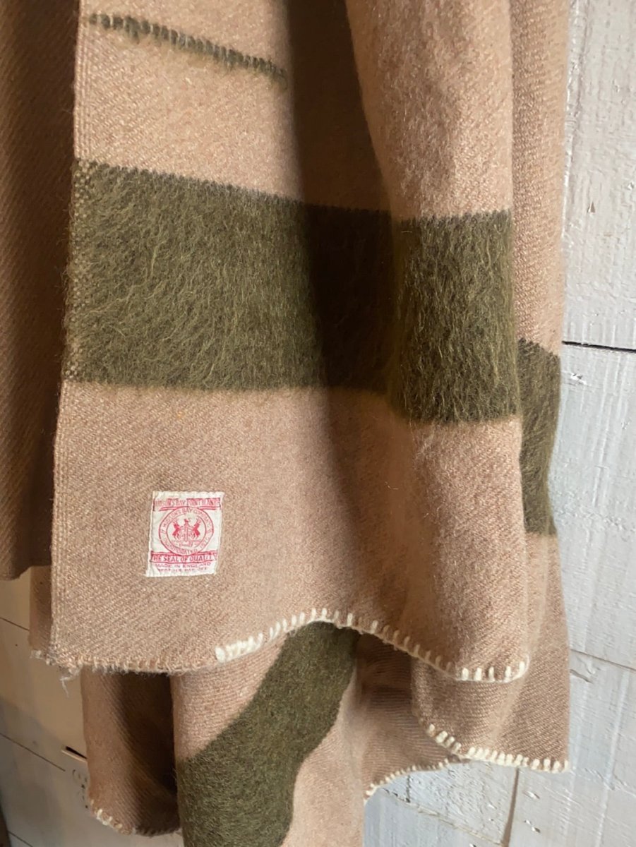 1930s Vintage Hudson Bay 3.5 Point Blanket - Diamonds & Rust