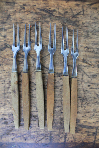 Vintage Seafood 8 Piece Set - Diamonds & Rust