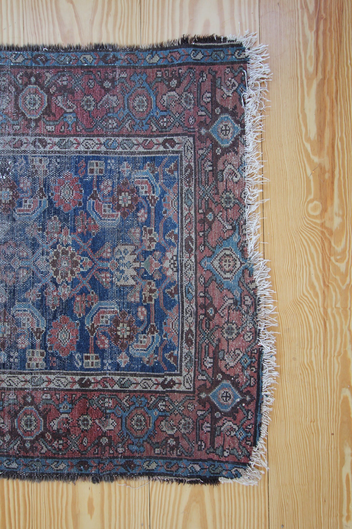 Vintage Rug: Coral & Navy - Diamonds & Rust