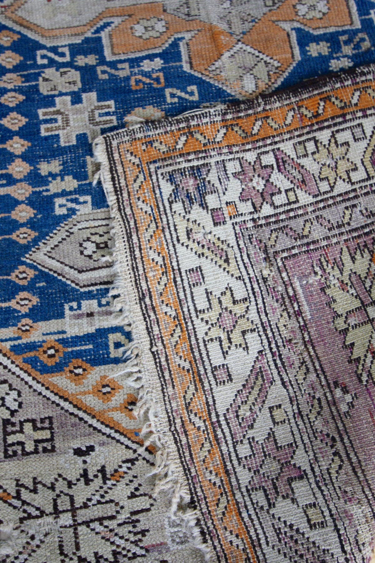 Vintage Worn In Rug - Diamonds & Rust