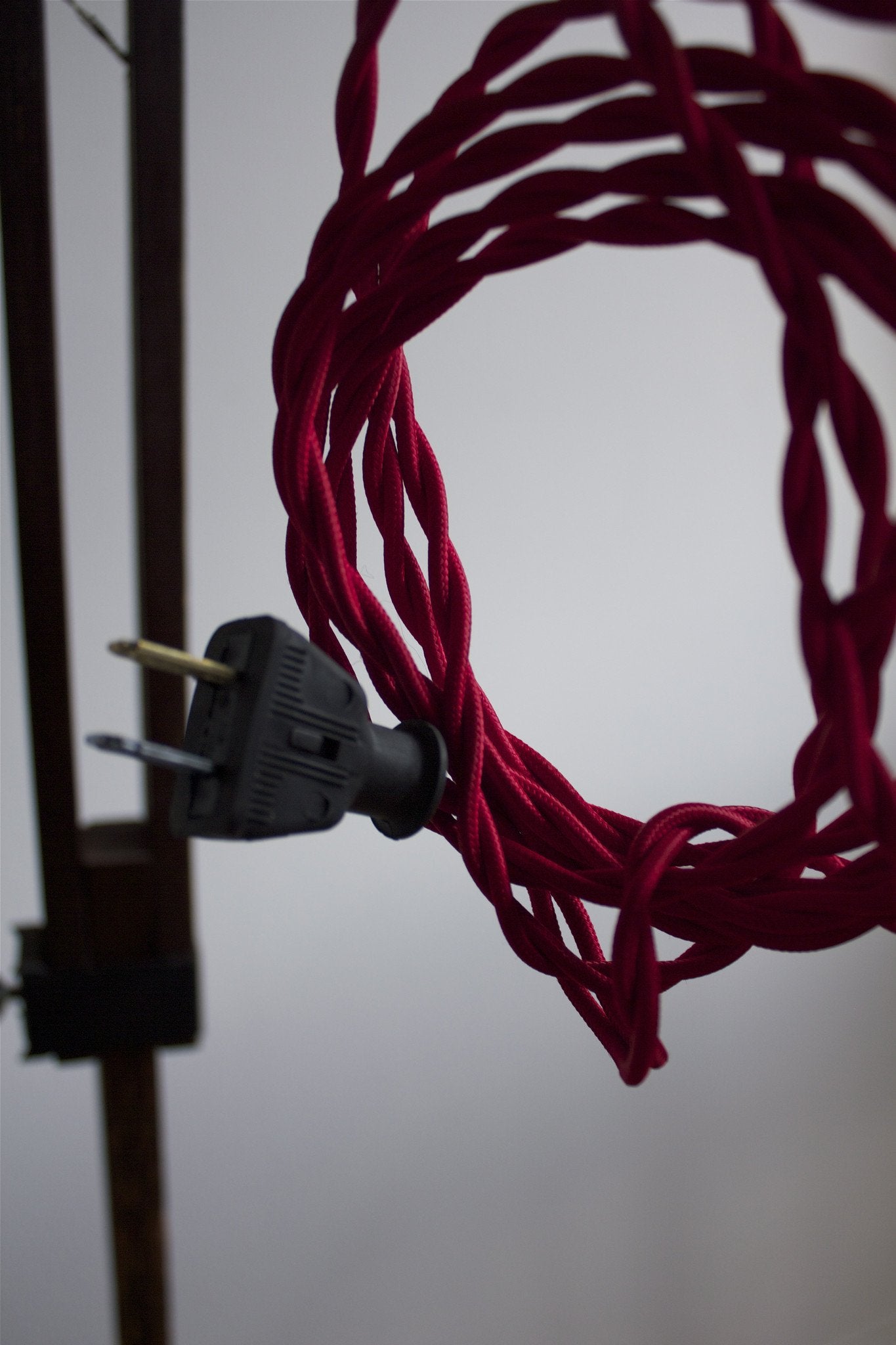 Adjustable Tripod Lamp - Diamonds & Rust