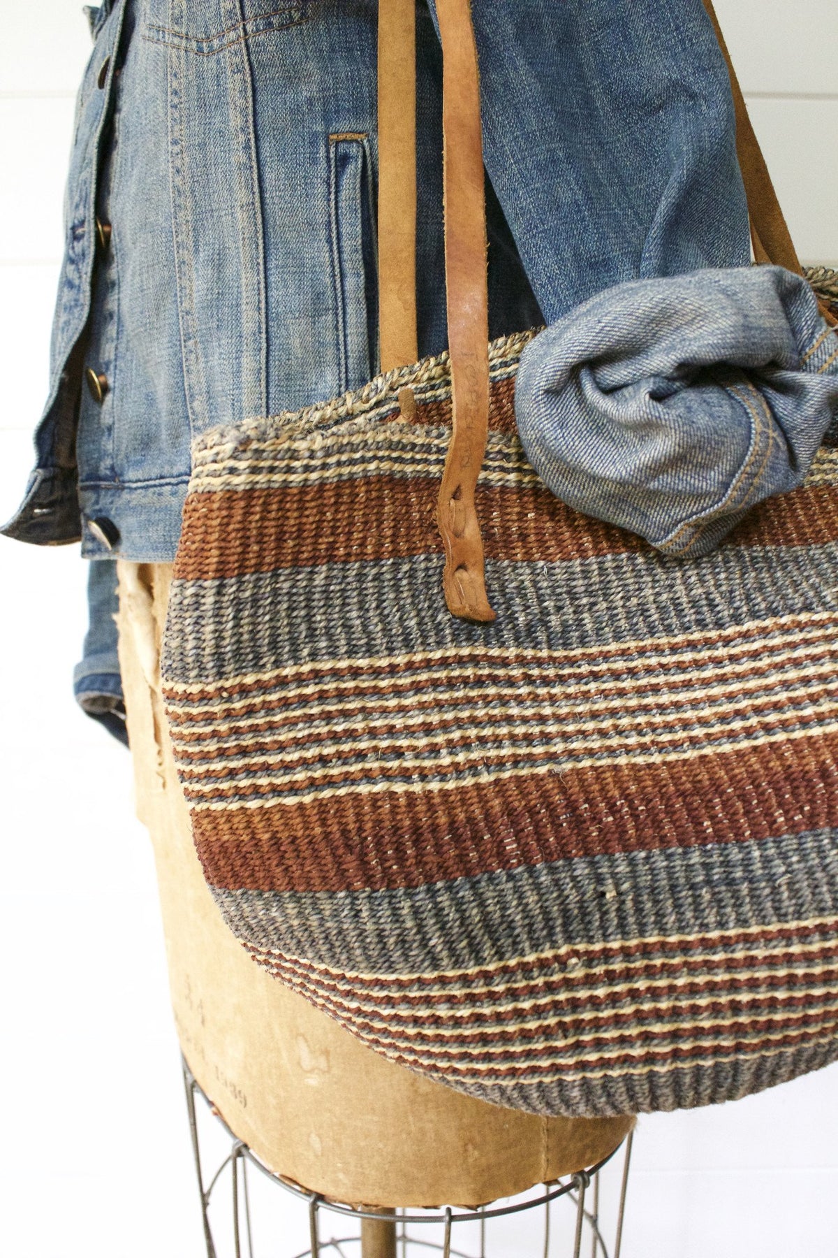 Vintage Sisal Bucket Bag - Diamonds & Rust
